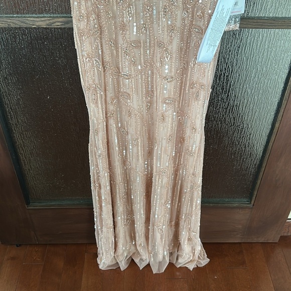 MAC DUGGAL
Pink Embellished Cap Sleeve Faux Wrap Trumpet Gown size 8. - Picture 10 of 17